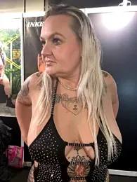 Inked_blondi webcam model stream image