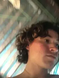 Koral_10 webcam model stream image