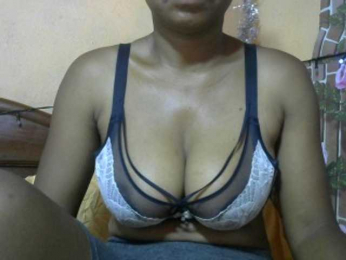 HasMinah92 webcam model stream image