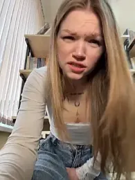 StreetSquirt webcam stripchat model stream image