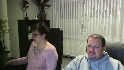 oOSUSIOo webcam model stream image