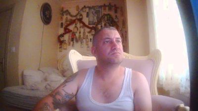 Ringless webcam model stream image