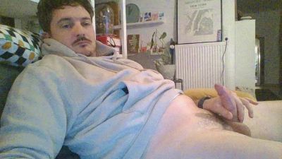 moinuxxx webcam model stream image