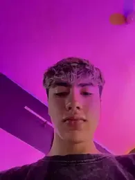 AlexanderCollman2 webcam model stream image