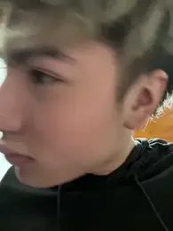 AlexanderCollman2 webcam model stream image