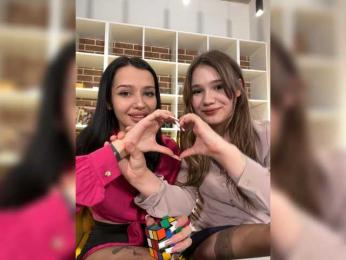 LiiizNika webcam model stream image