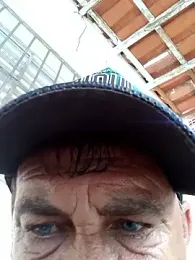 Peludo173317 webcam stripchat model stream image