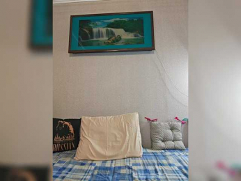 WildCatling webcam model stream image