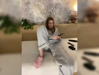 _I_123 webcam model stream image