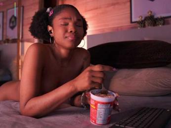 AriaFoster webcam model stream image