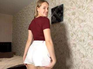 kieraleeming webcam model stream image