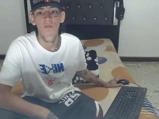 maxx-bigcock06 webcam model stream image