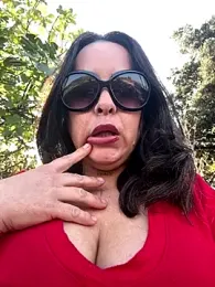 laarti webcam model stream image