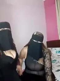 Meral1 webcam model stream image