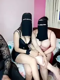 Meral1 webcam model stream image