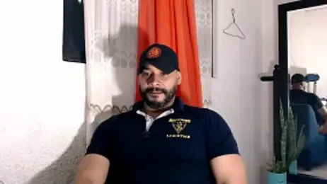musclehetero webcam model stream image