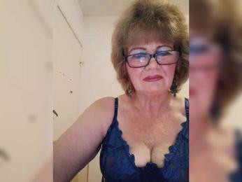 MoonGoddess webcam model stream image