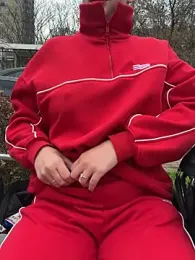 KikiWatson webcam model stream image