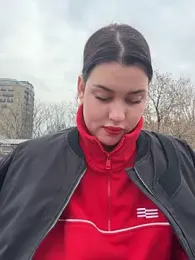 KikiWatson webcam model stream image