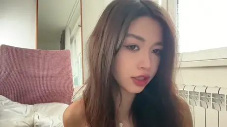 yourlittlesunrise_ webcam model stream image