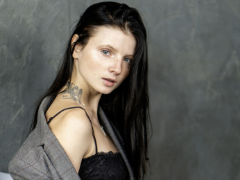 OktaviaSweet webcam model stream image