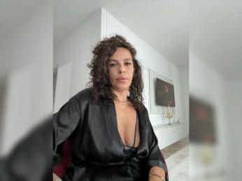 LadyVelvet22 webcam model stream image