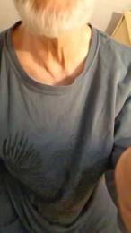 roumulus82 webcam model stream image