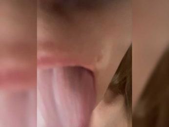 Sex-mia webcam model stream image