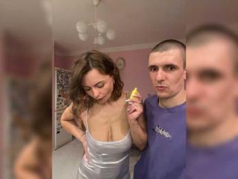 Easy-Li webcam bongacams model stream image