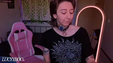lovelylucyy webcam model stream image
