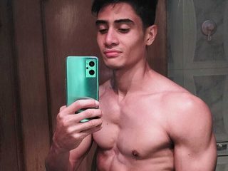 Thony Falcon webcam model stream image