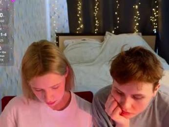 babees_eva webcam model stream image