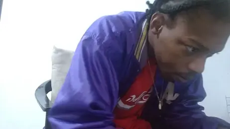 Larry-n-clouds webcam model stream image