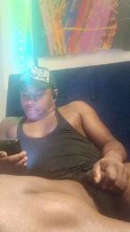 Tonypole83 webcam model stream image