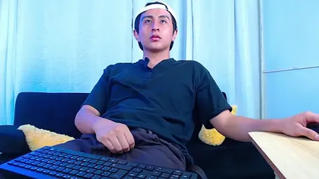 Zyan18 webcam model stream image