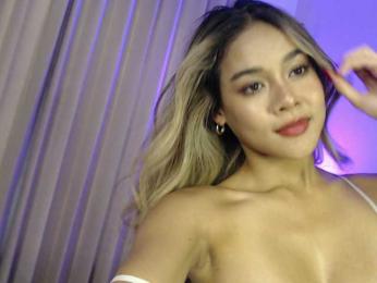 lilypeachxxx webcam model stream image