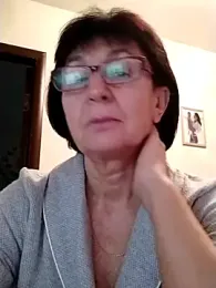 AlbinaXPretty webcam model stream image