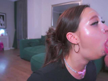 Karol-lovely webcam model stream image