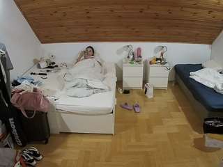 voyeurcam-julmodels-greybed-3 webcam model stream image