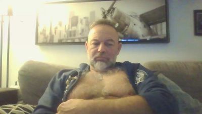 bear70s webcam model stream image