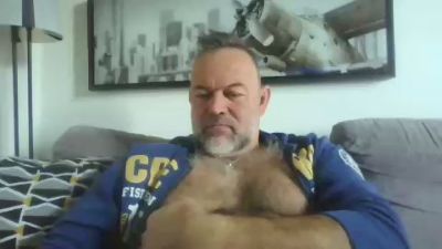 bear70s webcam model stream image