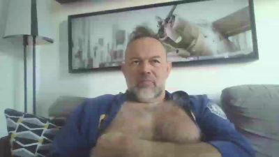 bear70s webcam model stream image