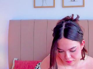 Bella Fontana webcam model stream image