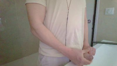 queue22 webcam model stream image