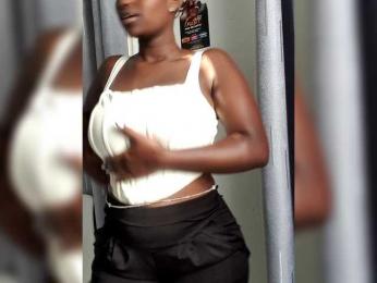 Curvyreen webcam model stream image