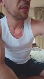 Moorenitoo32 webcam model stream image