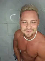 EddyRise- webcam model stream image