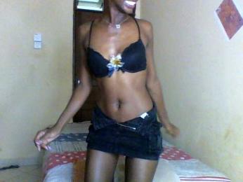 Luna-Noir webcam model stream image