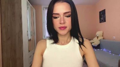 LorraineQueal webcam model stream image