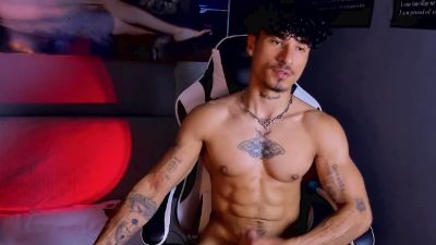 Thomas_fit1 webcam model stream image